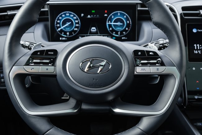 «Премиум» наступает. Тест-драйв Hyundai Tucson D2.0 8AT HTRAC Visioner