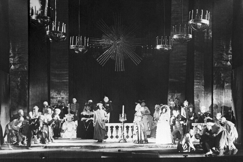 Михайловскому театру в Санкт-Петербурге исполнилось 190 лет